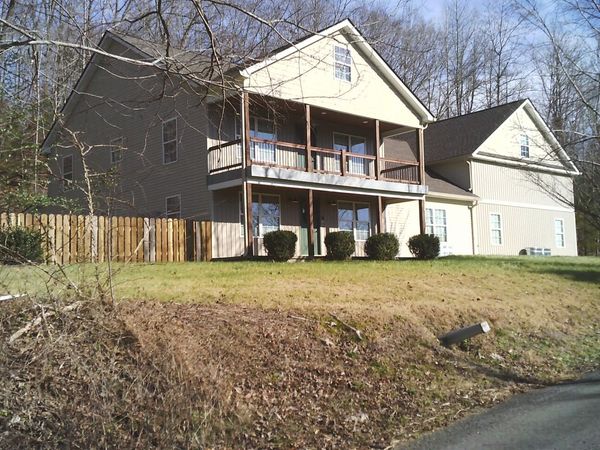 124 Hayes Fork Creek Rd, Dover, TN 37058