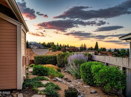 2255 Wide Horizon Drive, Reno, NV 89509 Photo