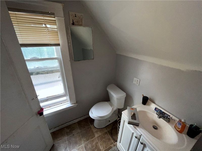 3548 E 138th Street, Cleveland, OH 44120 Photo 12