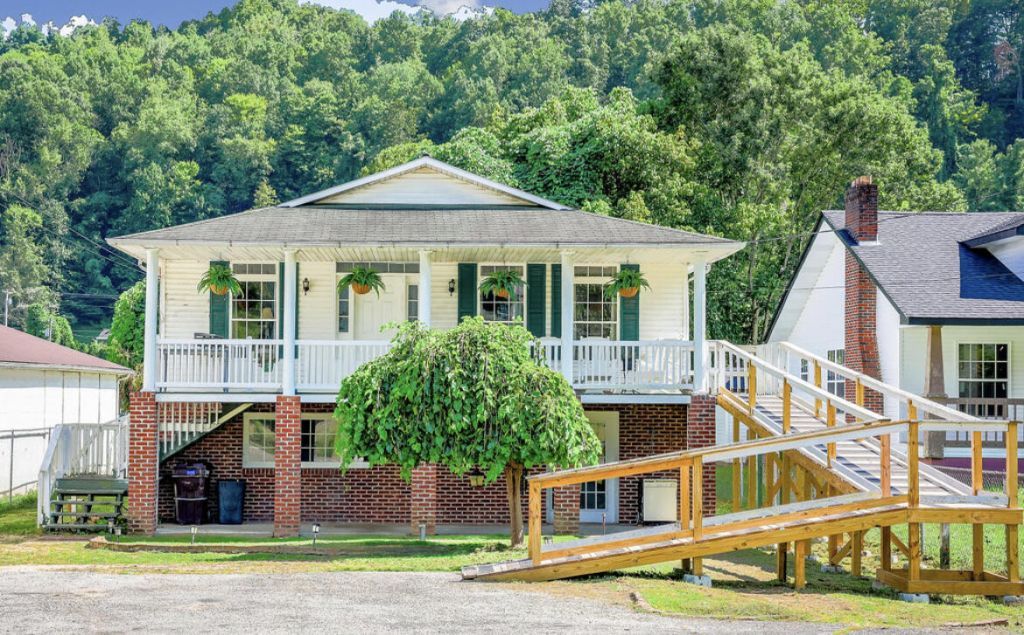 381 N Highway, Unit 413, Baxter, KY 40806 Main Photo