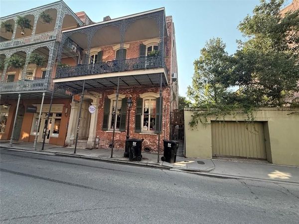 934 ROYAL Street, Unit F, New Orleans, LA 70116