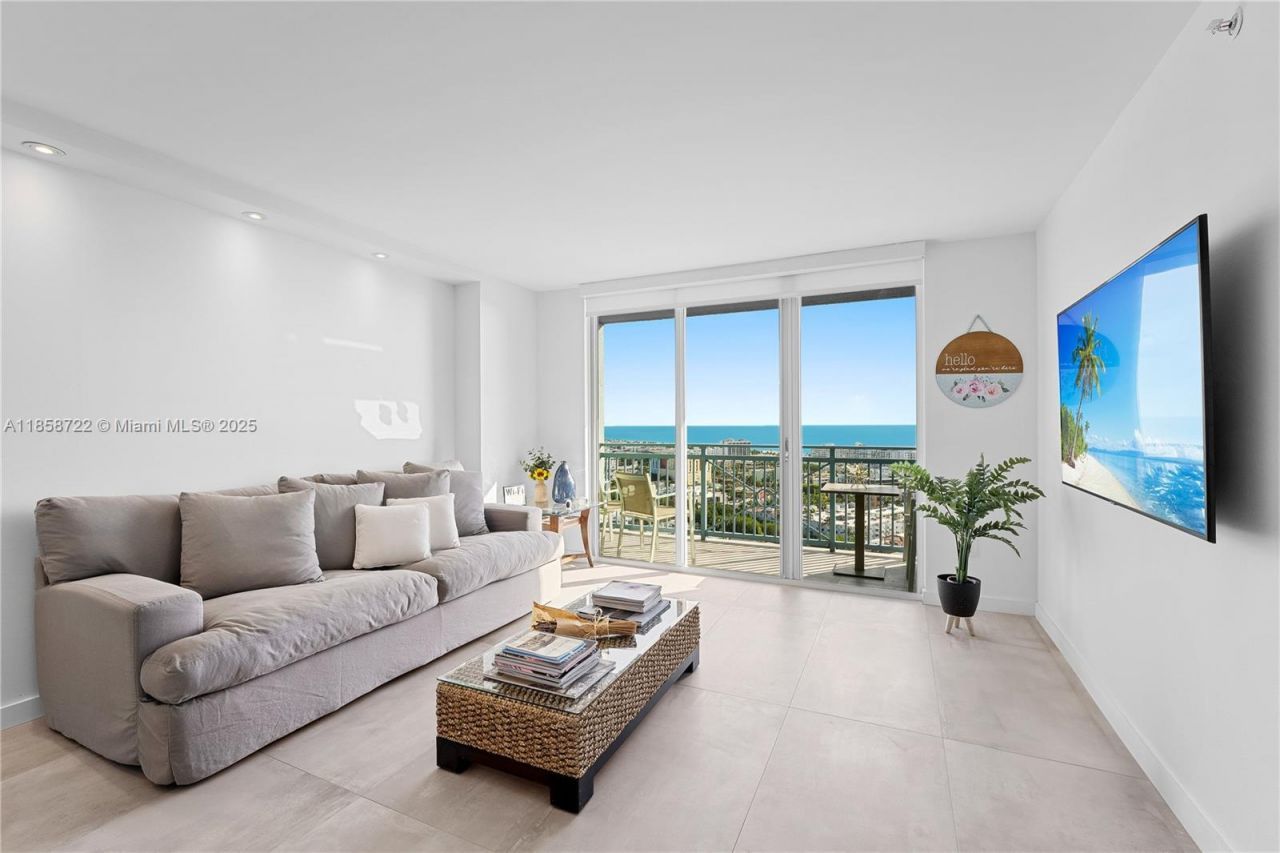 90 Alton Rd, Unit 2505, Miami Beach, FL 33139 Photo