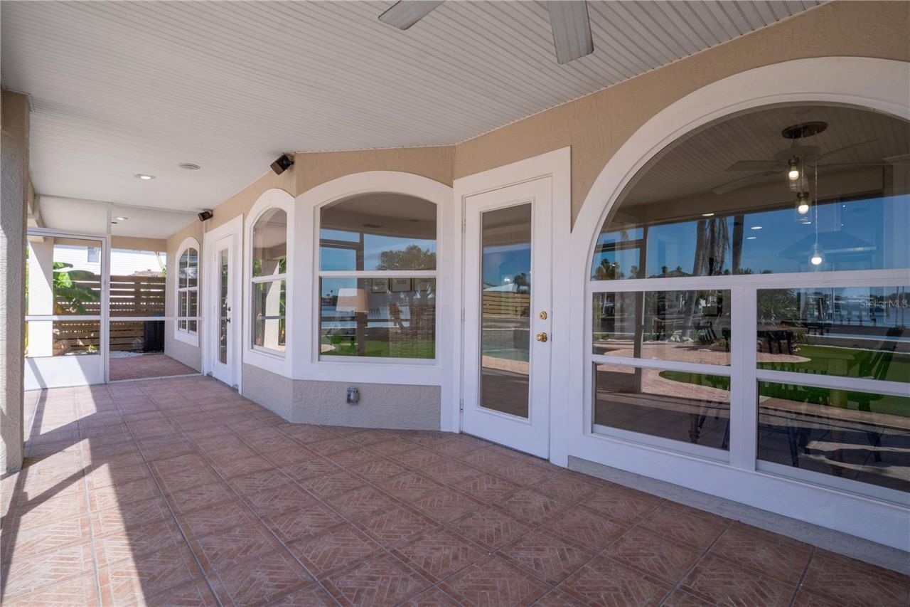 333 12th Avenue, Indian Rocks Beach, FL 33785 Photo