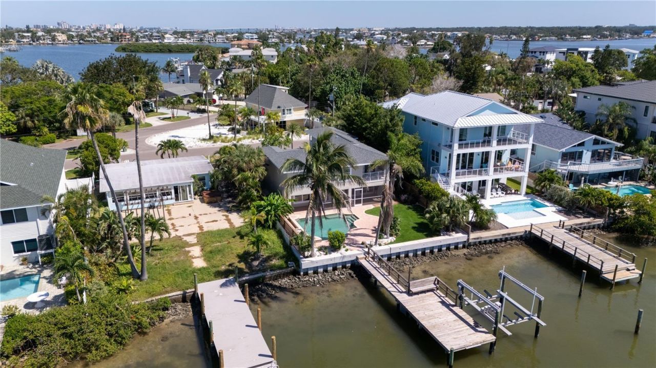 333 12th Avenue, Indian Rocks Beach, FL 33785 Photo