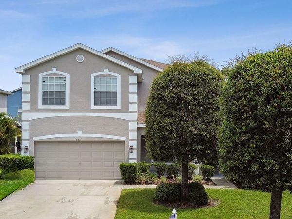 8821 N RIVER ROAD, TAMPA, FL 33635