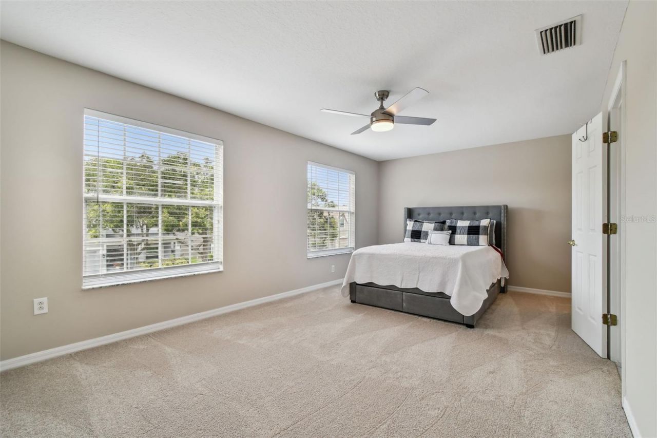 8821 N River Road, Tampa, FL 33635 Photo