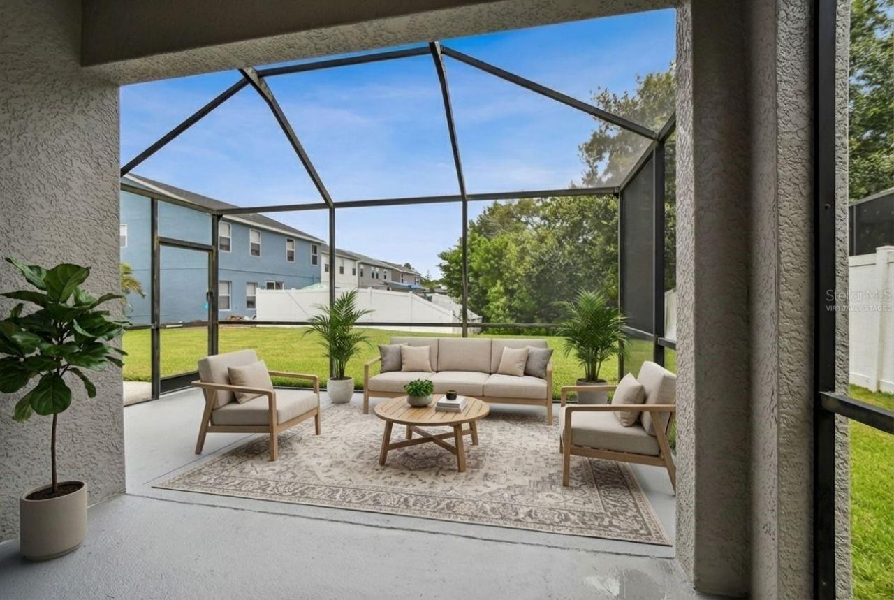 8821 N River Road, Tampa, FL 33635 Photo