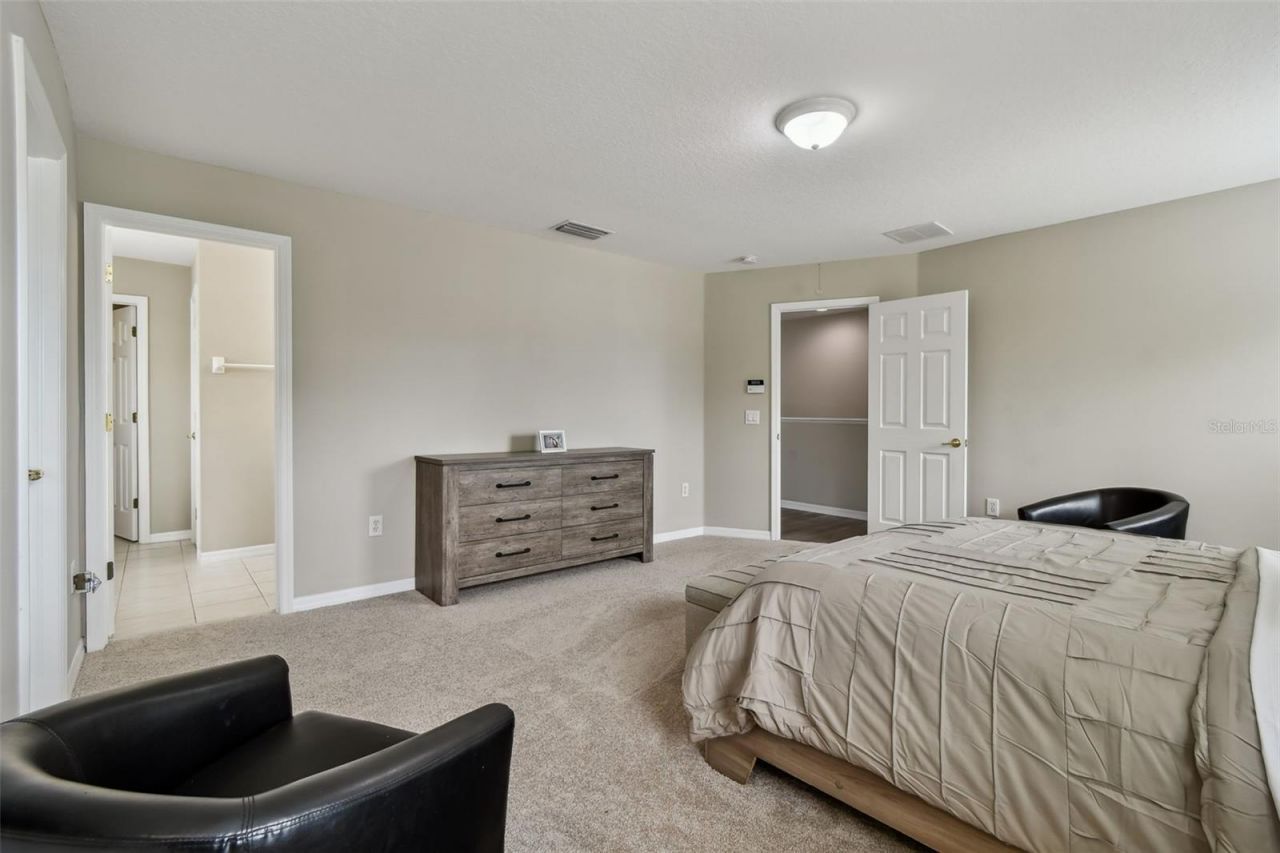 8821 N River Road, Tampa, FL 33635 Photo