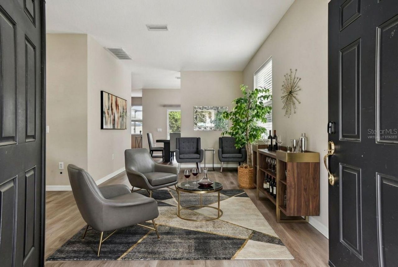 8821 N River Road, Tampa, FL 33635 Photo