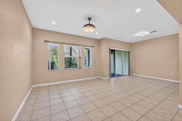 5926 NW 117th Drive, Unit 9B, Coral Springs, FL 33076 Photo