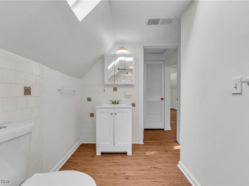 3571 W 69th Street, Unit 2/UP, Cleveland, OH 44102 Photo 13