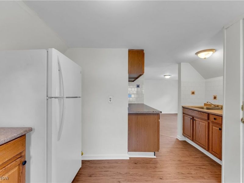 3571 W 69th Street, Unit 2/UP, Cleveland, OH 44102 Photo 7