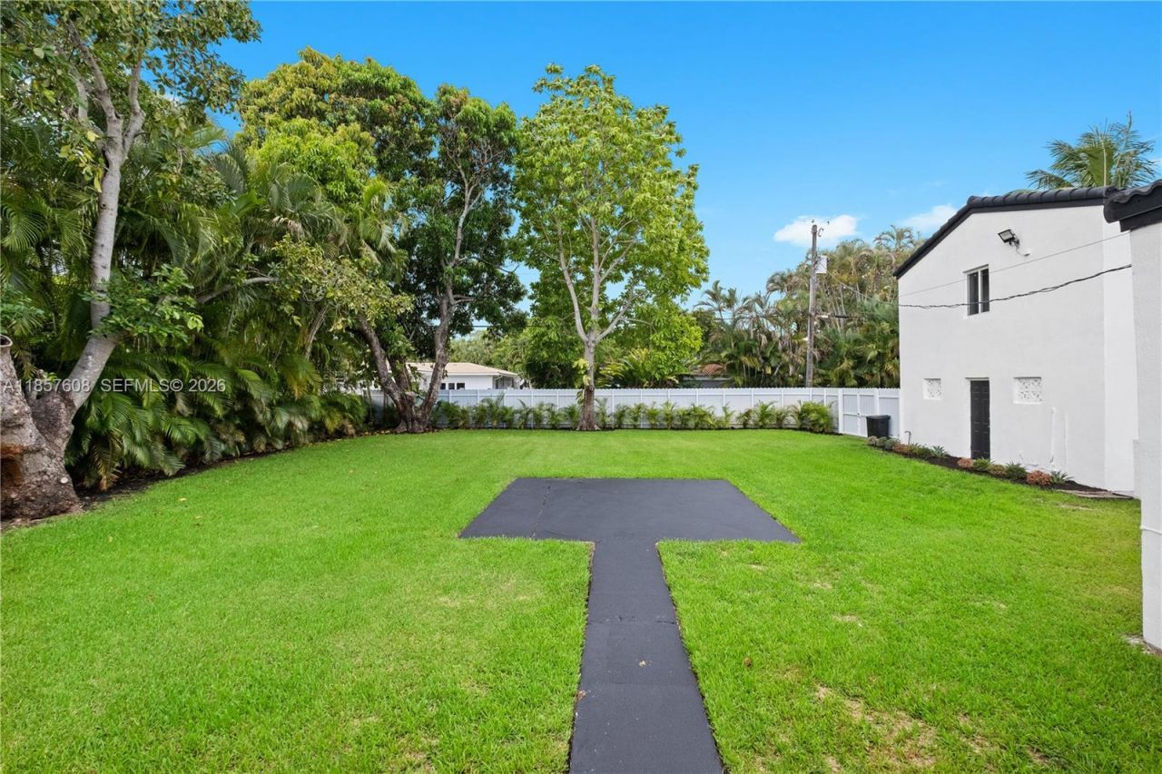 117 NE 95th St, Miami Shores, FL 33138 Photo