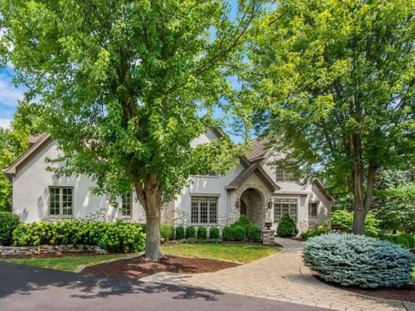 6918 Inverway Drive, Lakewood, IL 60014