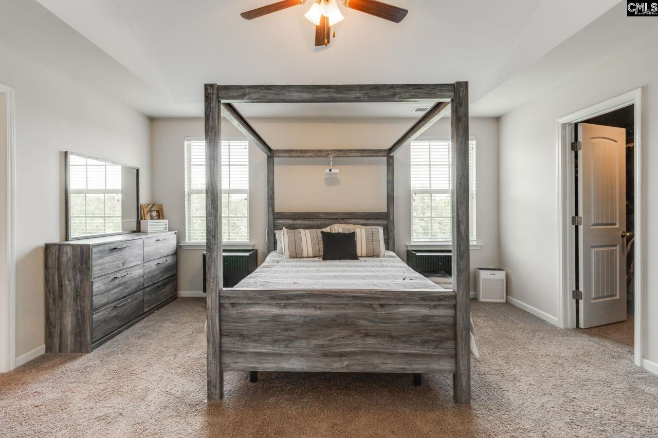 637 Kimpton Drive Photo 21