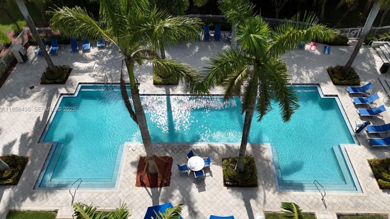 5300 NW 87th Ave, Unit 914, Doral, FL 33178 Photo