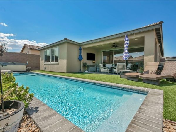 9641 Balais Drive, Las Vegas, NV 89143