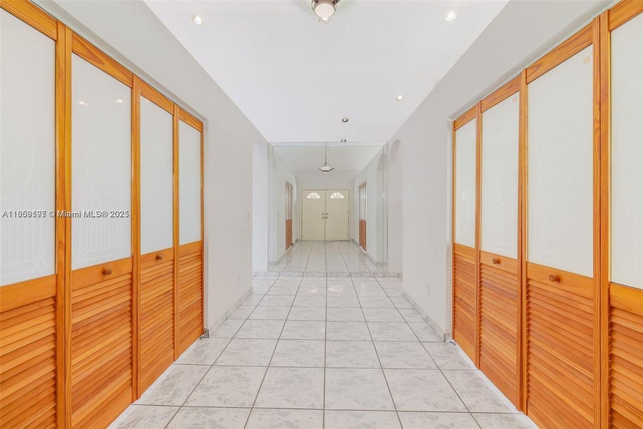 19900 SW 326th St, Homestead, FL 33030 Photo