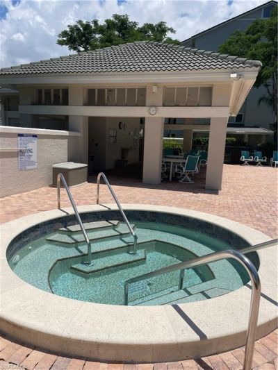 900 Arbor Lake Dr, Unit 9-501, Naples, FL 34110 Photo