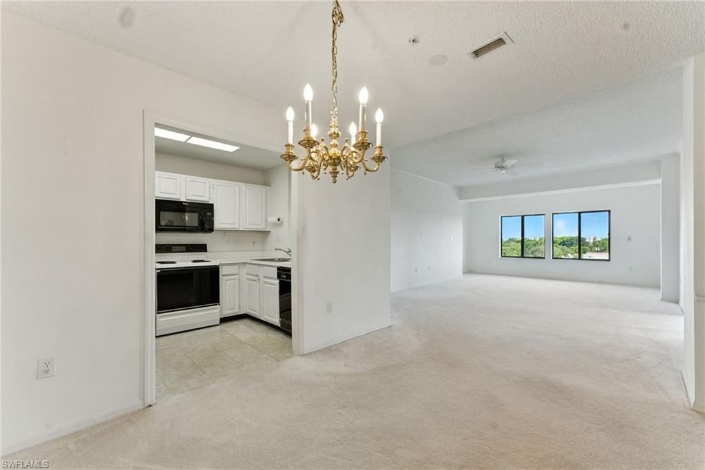900 Arbor Lake Dr, Unit 9-501, Naples, FL 34110 Photo