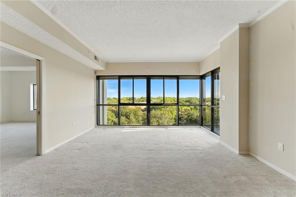 900 Arbor Lake Dr, Unit 9-501, Naples, FL 34110 Photo