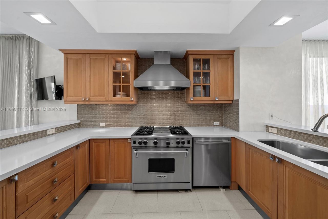 17875 Collins Ave, Unit 801, Sunny Isles Beach, FL 33160 Photo