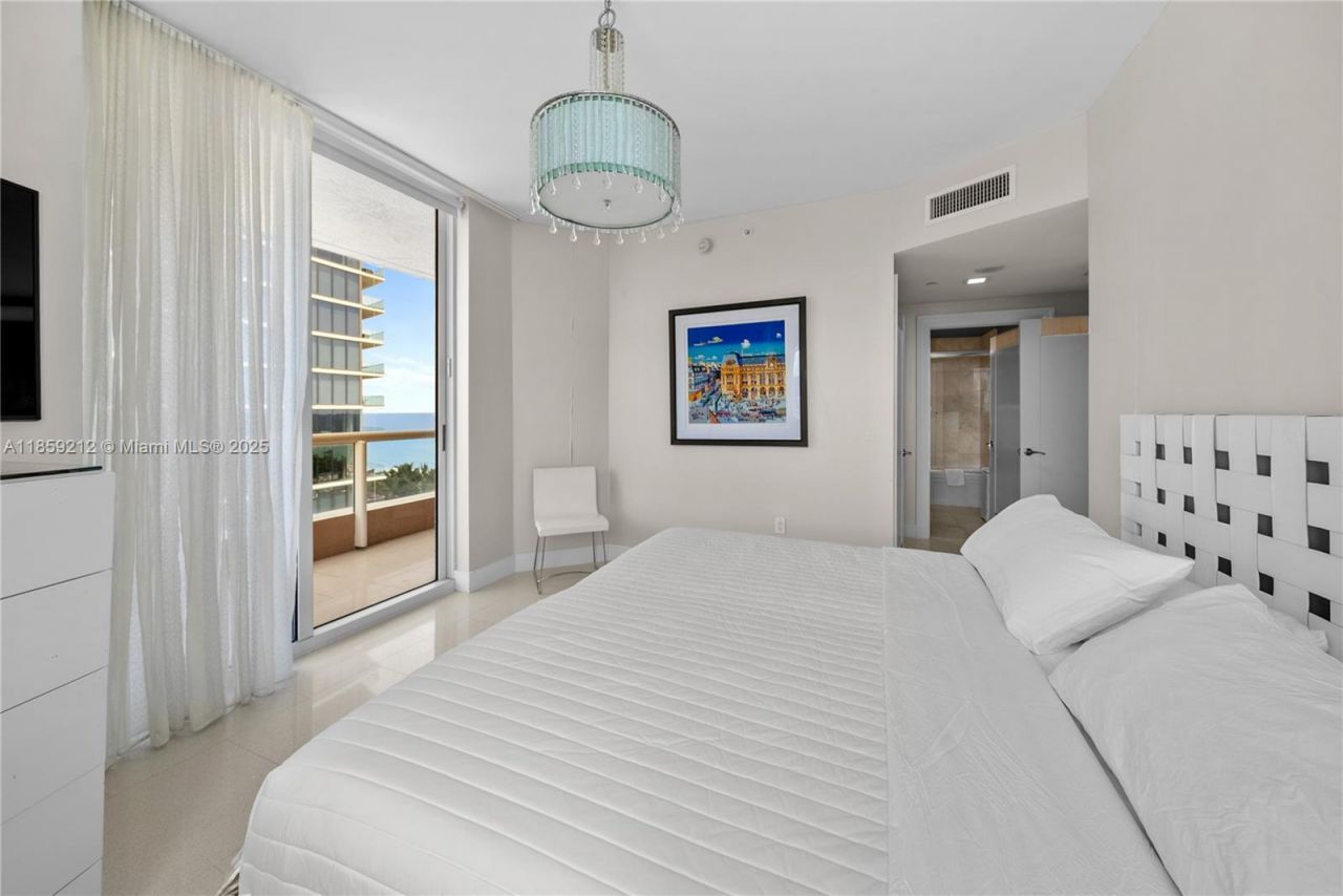 17875 Collins Ave, Unit 801, Sunny Isles Beach, FL 33160 Photo