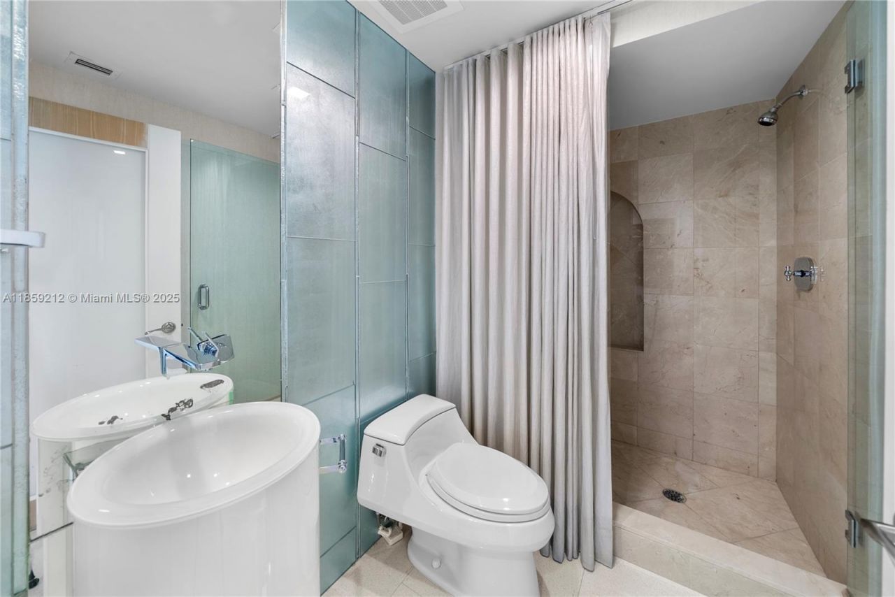 17875 Collins Ave, Unit 801, Sunny Isles Beach, FL 33160 Photo