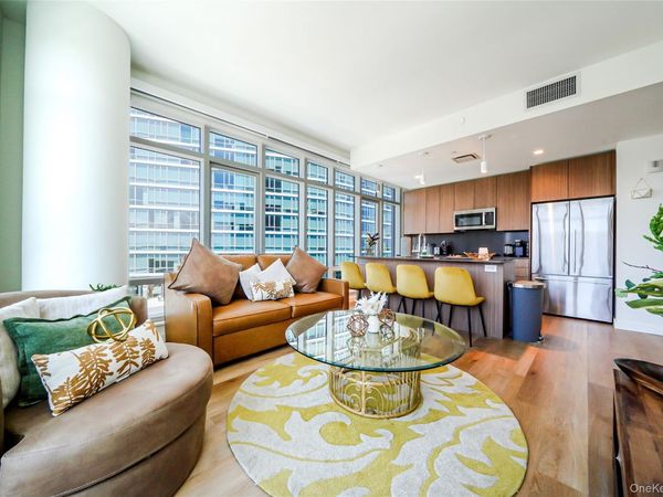 50 Clinton Place, Unit Locust Str, New Rochelle, NY 10804