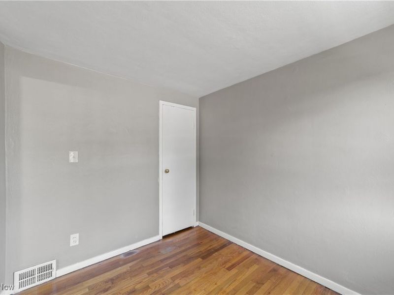 522 Clearview Drive, Euclid, OH 44123 Photo 12