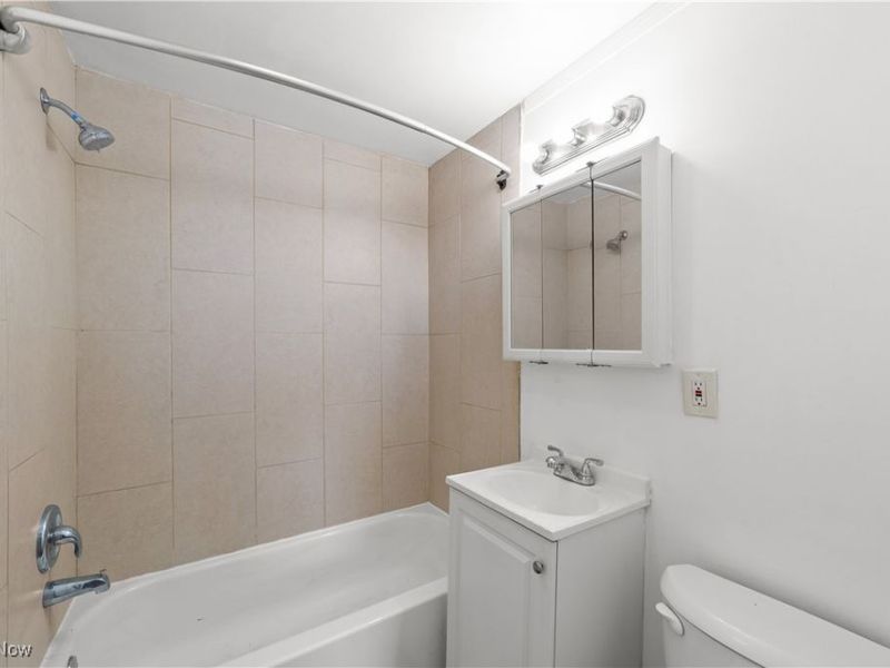 522 Clearview Drive, Euclid, OH 44123 Photo 16