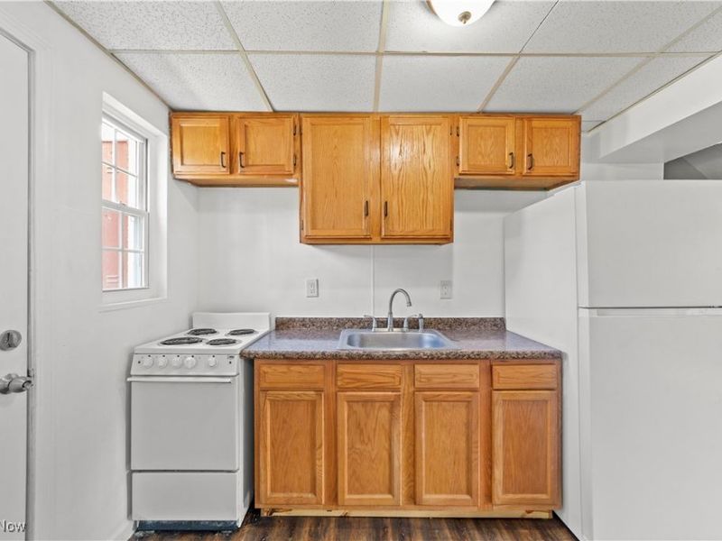 522 Clearview Drive, Euclid, OH 44123 Photo 6