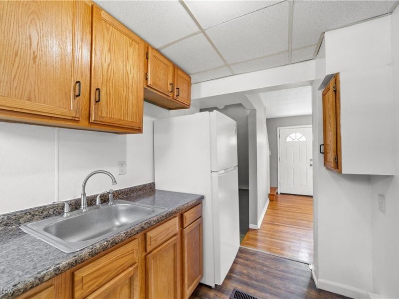 522 Clearview Drive, Euclid, OH 44123 Photo 7