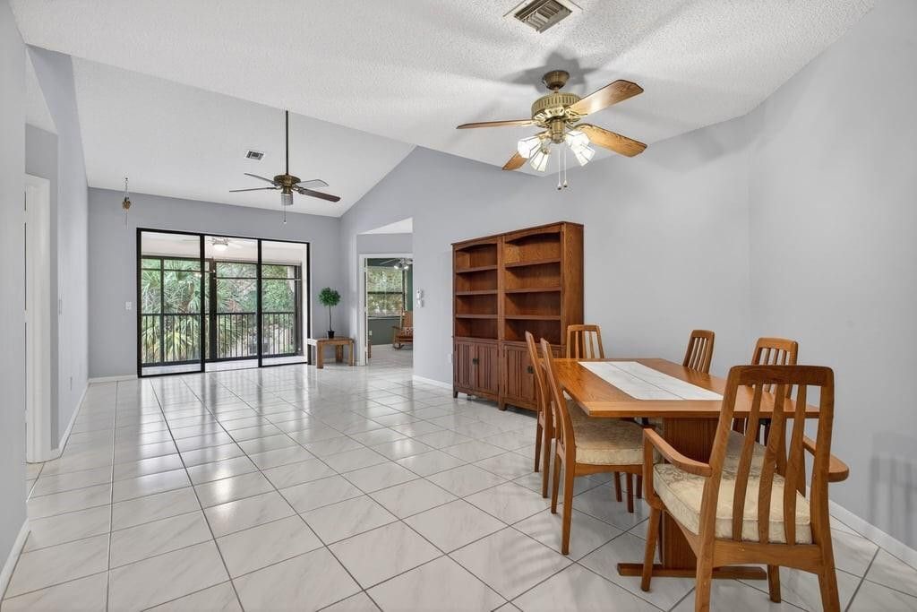4250 NW 30th Street, Unit 357, Coconut Creek, FL 33066 Photo