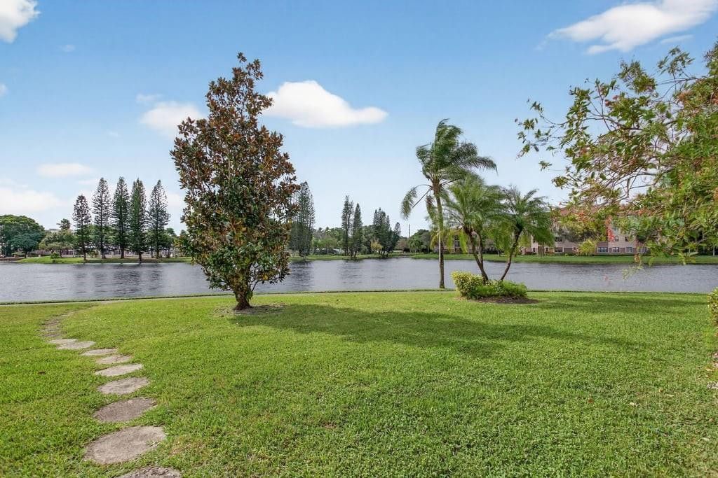 4250 NW 30th Street, Unit 357, Coconut Creek, FL 33066 Photo