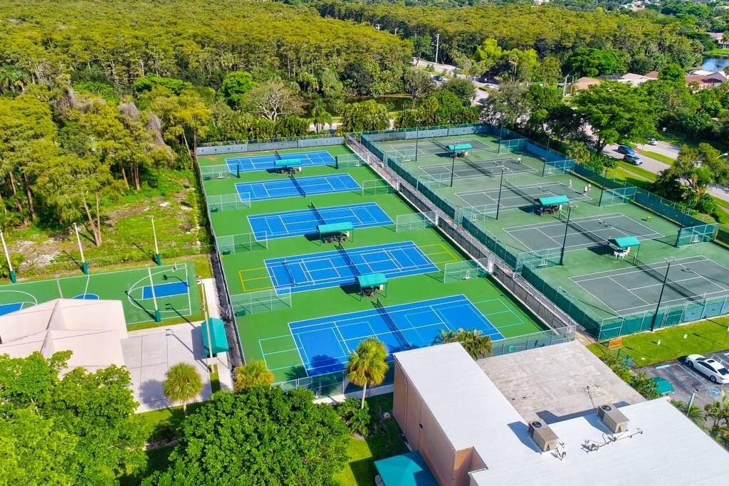 4250 NW 30th Street, Unit 357, Coconut Creek, FL 33066 Photo