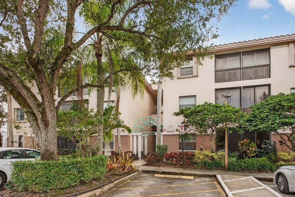 4250 NW 30th Street, Unit 357, Coconut Creek, FL 33066 Photo