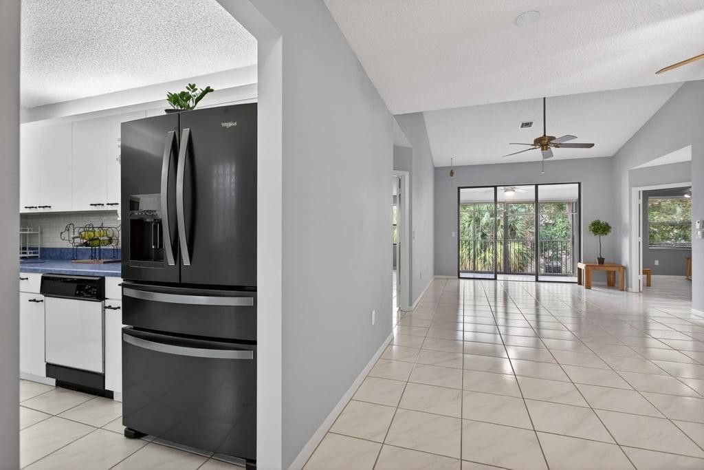 4250 NW 30th Street, Unit 357, Coconut Creek, FL 33066 Photo