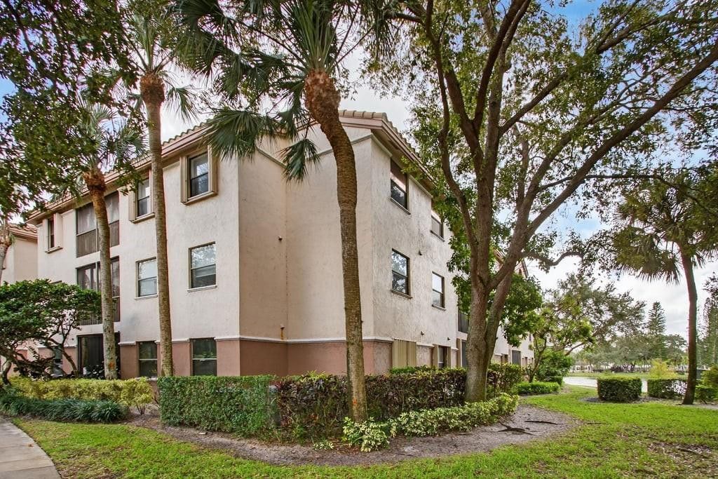 4250 NW 30th Street, Unit 357, Coconut Creek, FL 33066 Photo