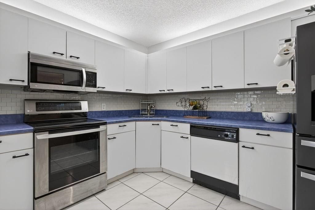 4250 NW 30th Street, Unit 357, Coconut Creek, FL 33066 Photo