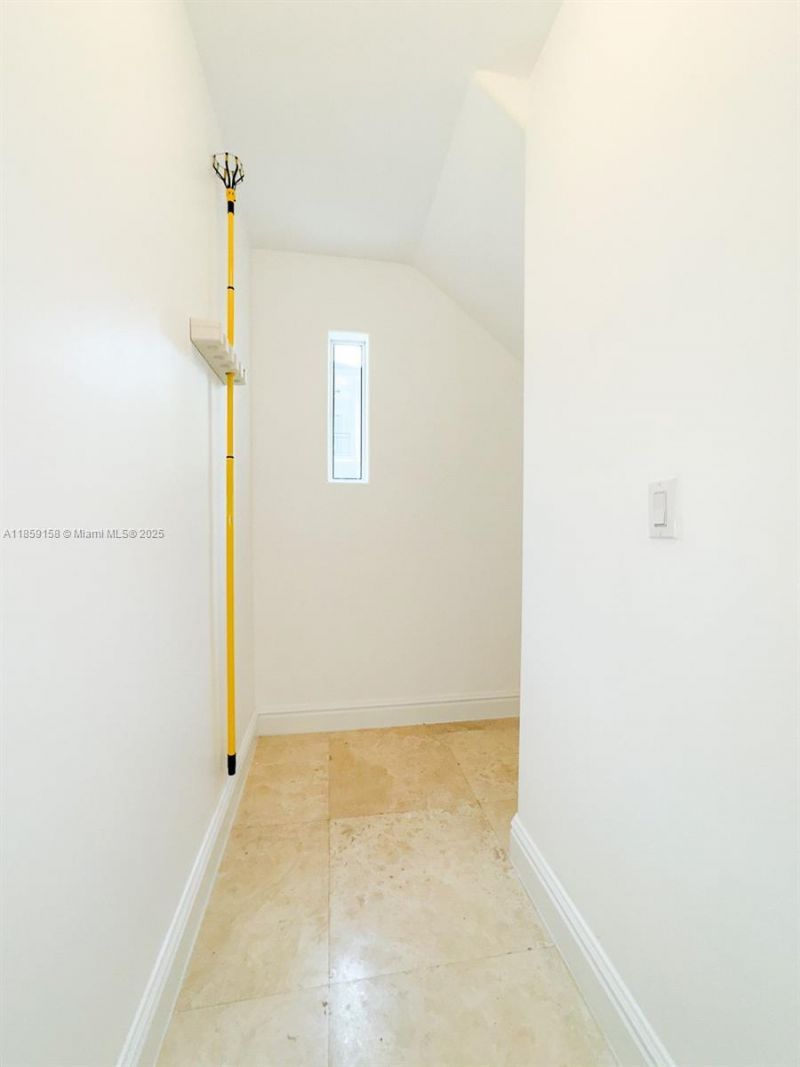 10170 SW 75th Pl, Pinecrest, FL 33156 Photo