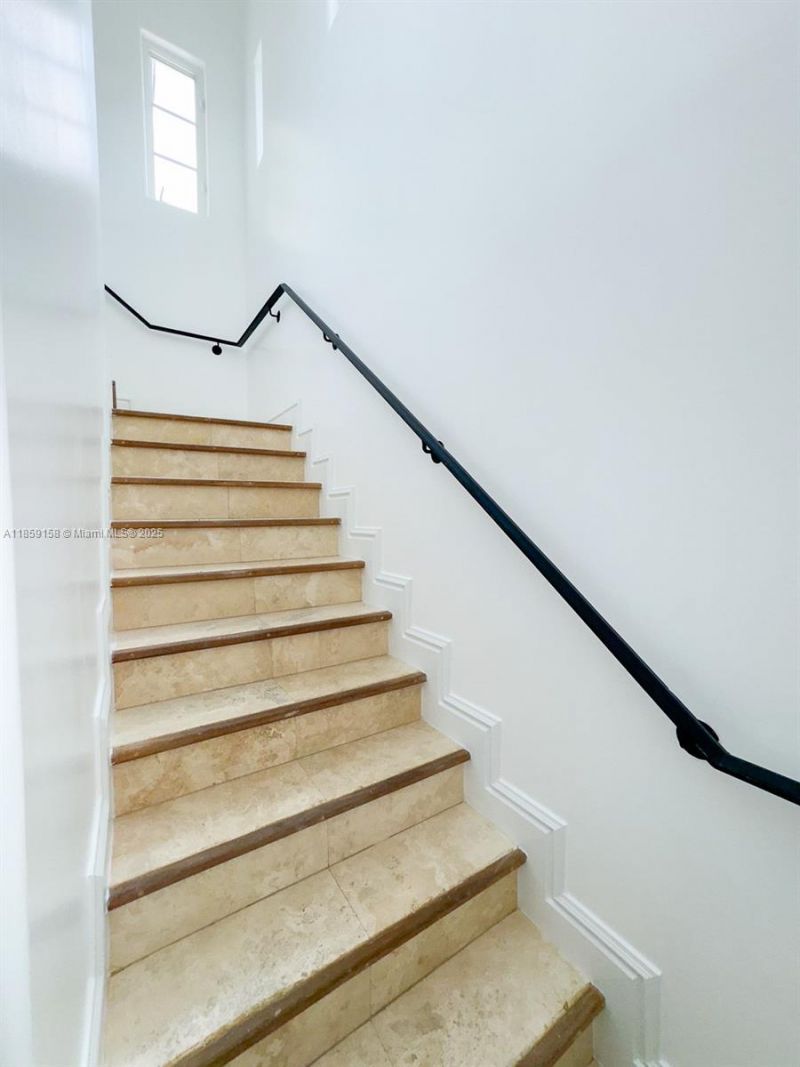 10170 SW 75th Pl, Pinecrest, FL 33156 Photo