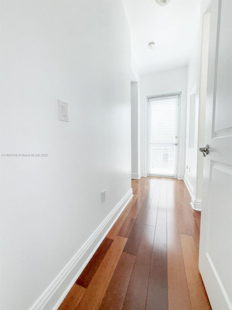 10170 SW 75th Pl, Pinecrest, FL 33156 Photo