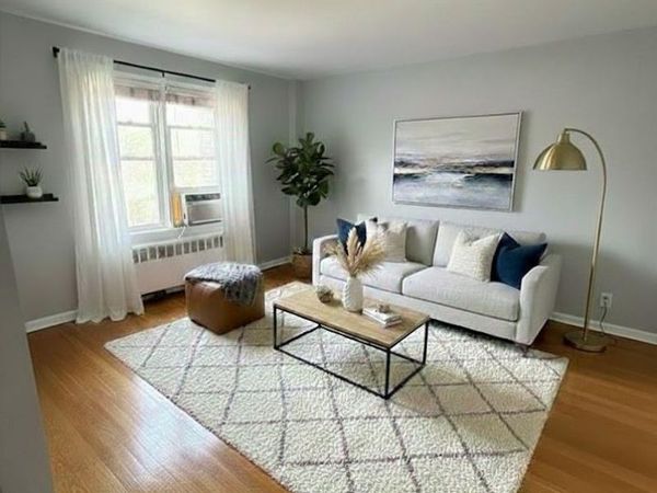 1537 Central Park Avenue, Unit #E8, Yonkers, NY 10710