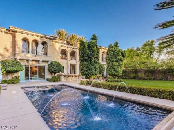 11857 Oakland Hills Drive , Las Vegas, NV 89141