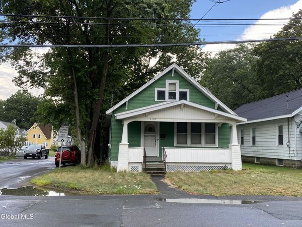 2103 Plum, Niskayuna, NY 12309