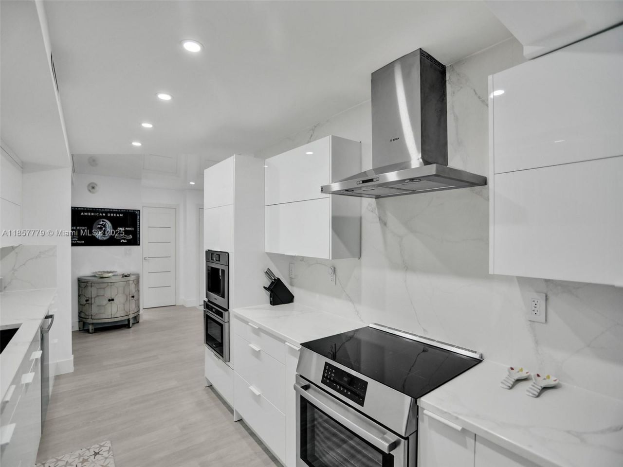 1155 Hillsboro Mile, Unit 202, Hillsboro Beach, FL 33062 Photo