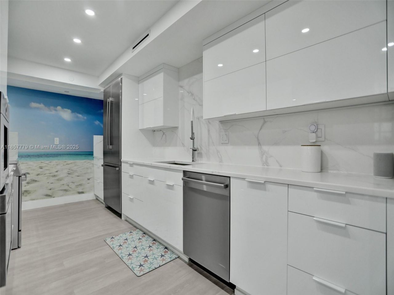 1155 Hillsboro Mile, Unit 202, Hillsboro Beach, FL 33062 Photo