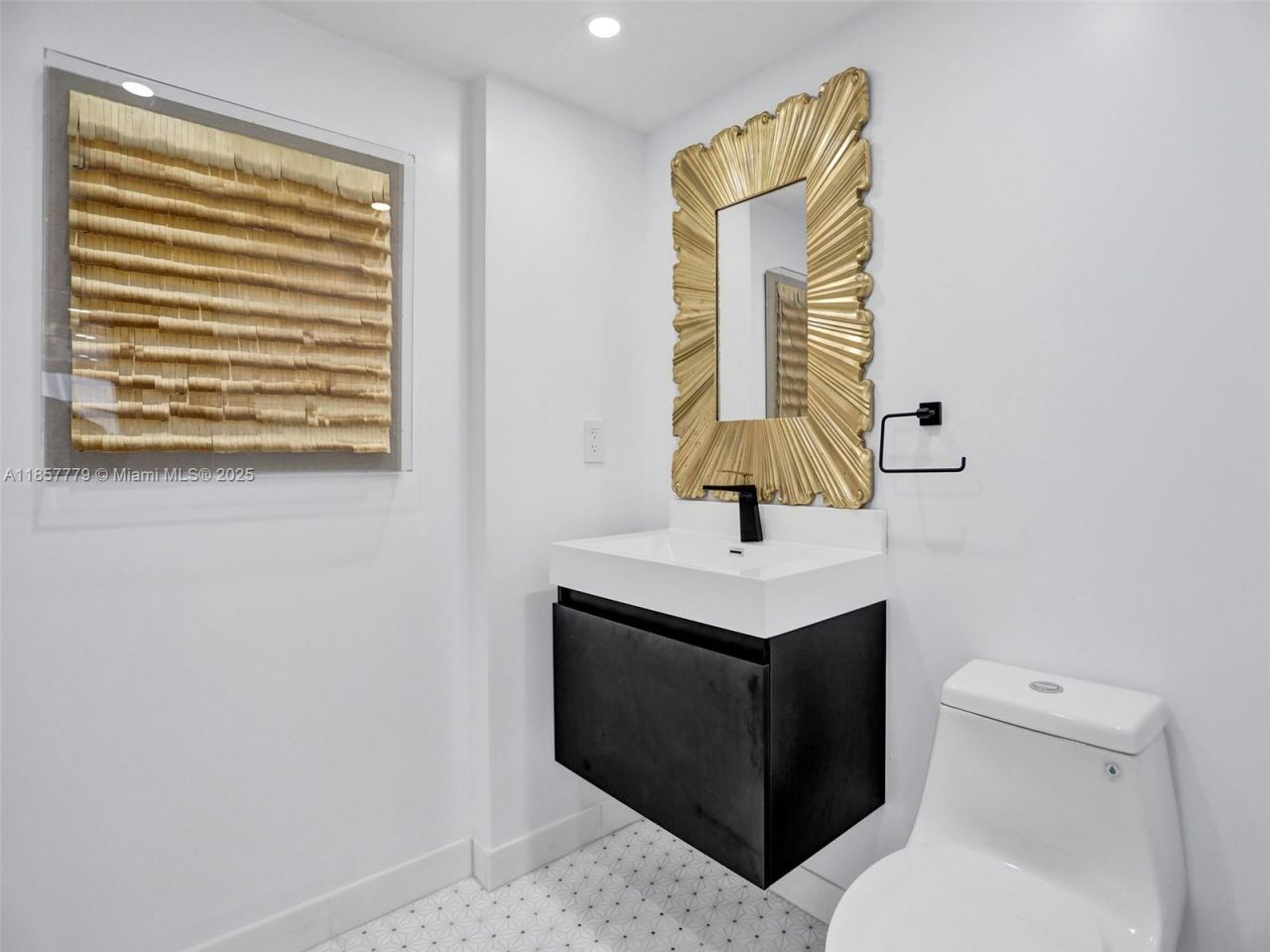 1155 Hillsboro Mile, Unit 202, Hillsboro Beach, FL 33062 Photo