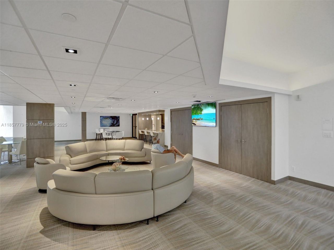 1155 Hillsboro Mile, Unit 202, Hillsboro Beach, FL 33062 Photo